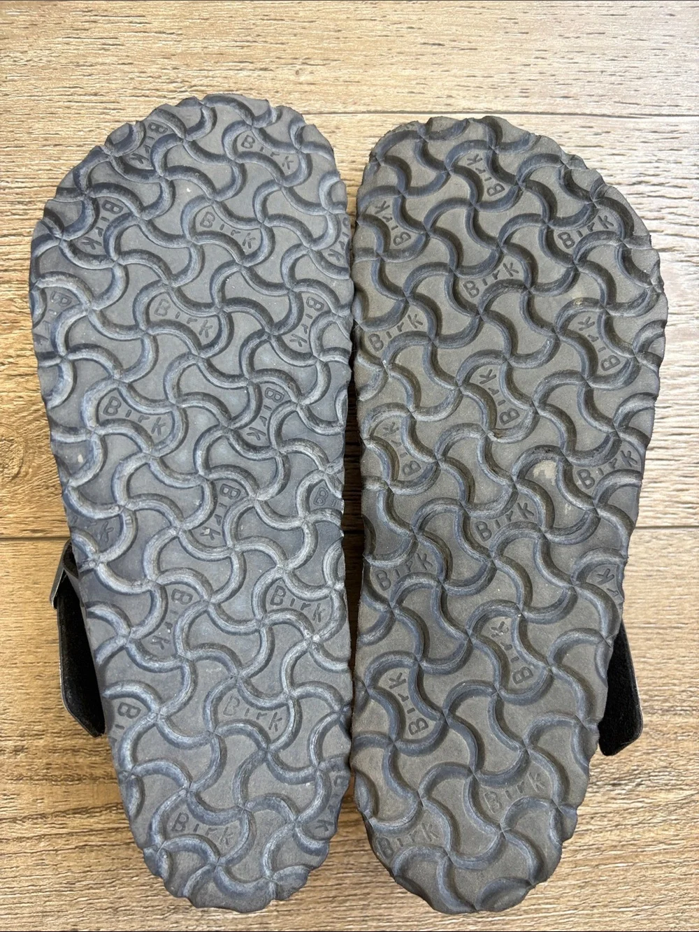 Birkenstock Gizeh Thong Sandals in Black Birko-Flor Faux Leather w Cork Footbed